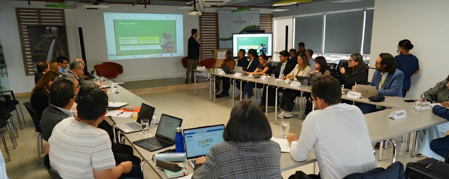 Imagen de la reunión ANLA se suma a la agenda ABC